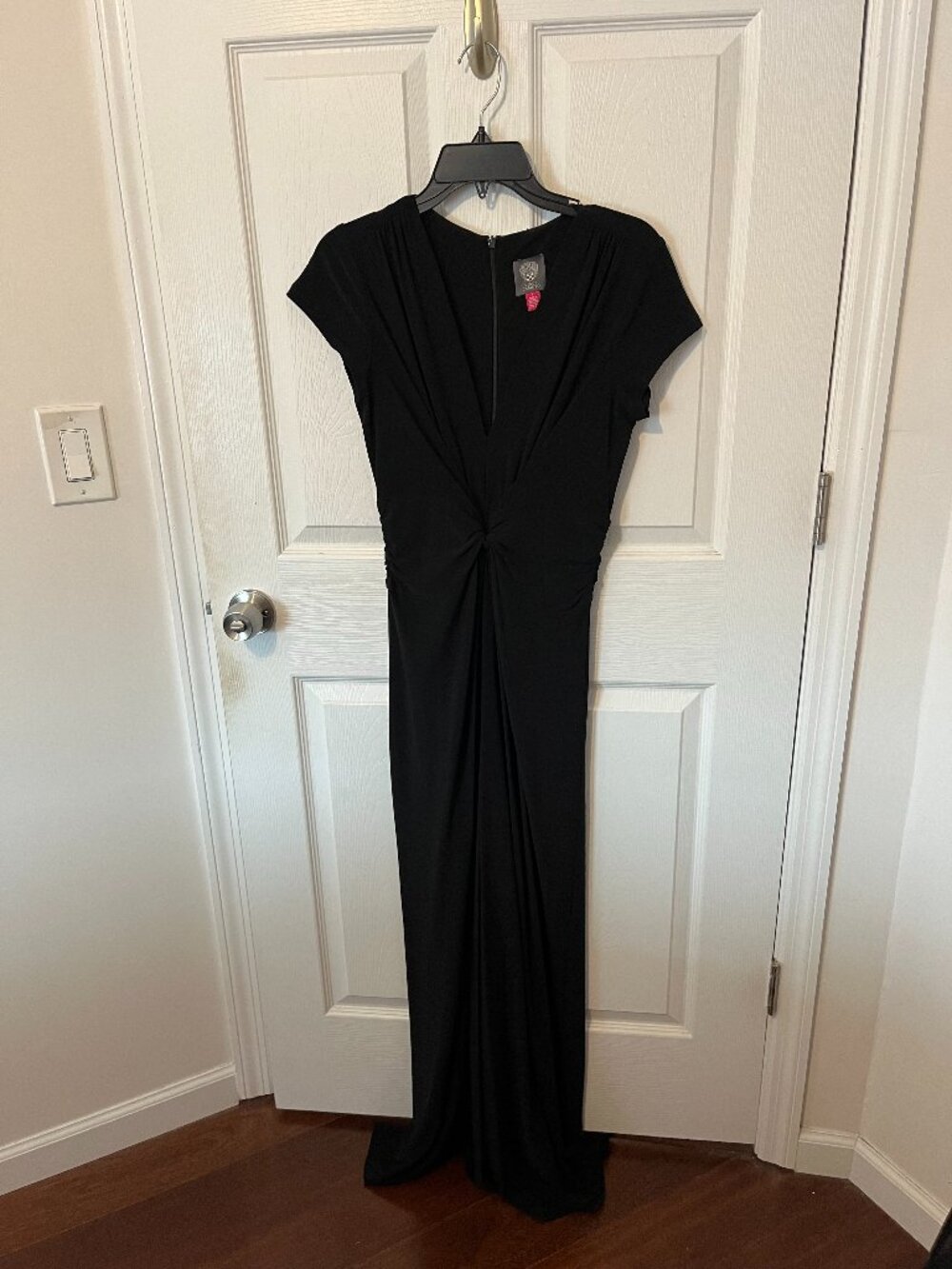 Vince Camuto Plunge Neck Short Sleeve Jumpsuit - Size Small